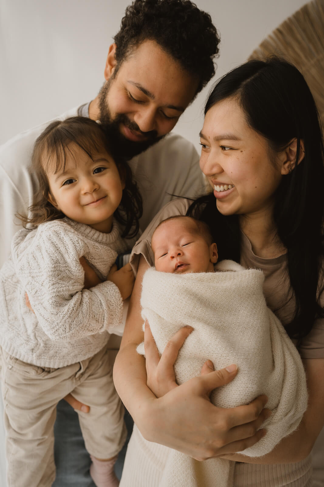 Neugeborenen fotoshooting berlin baby familienshooting oh baby